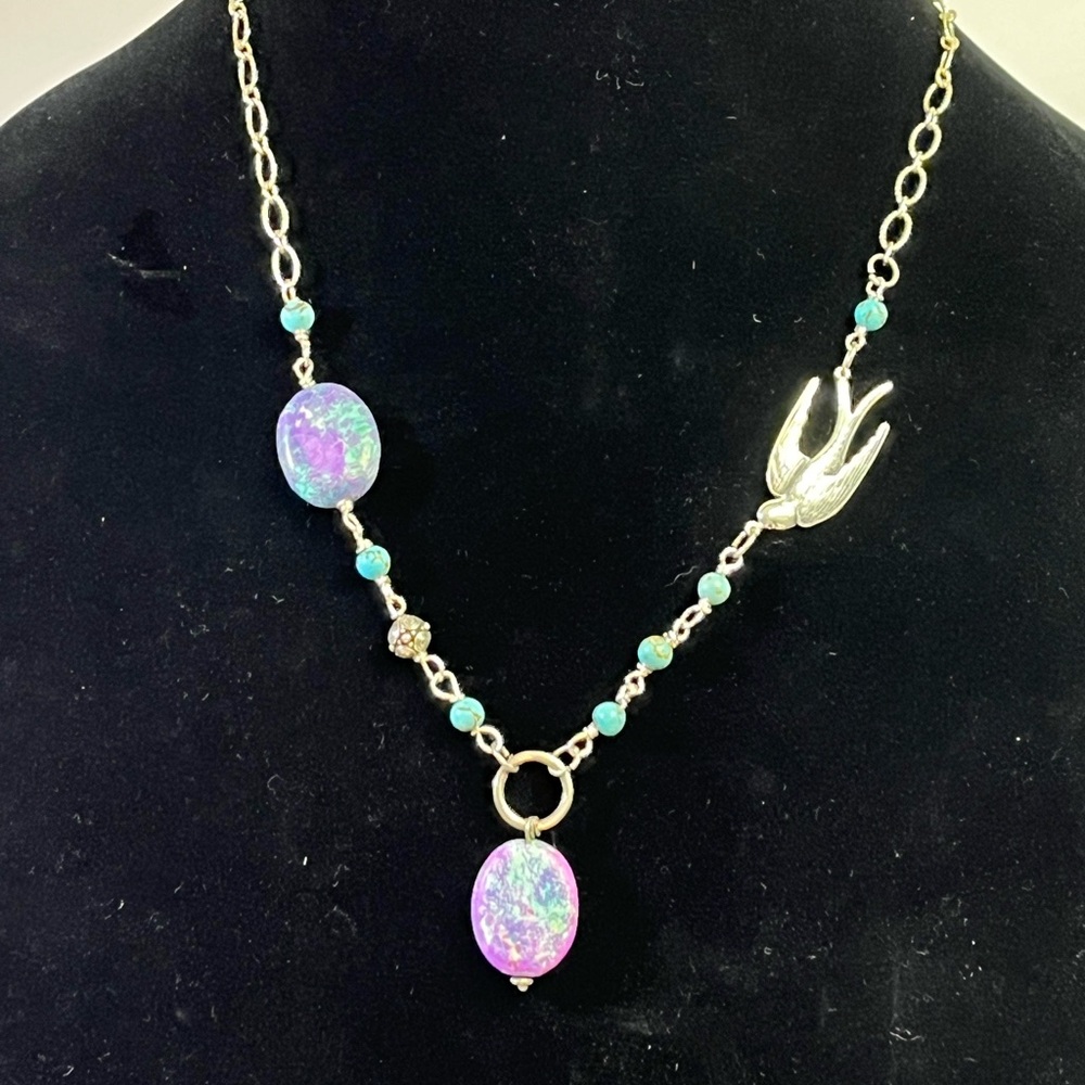 Handmade silver necklace with a bird, purple and turquoise beads - Picture 4 of 8